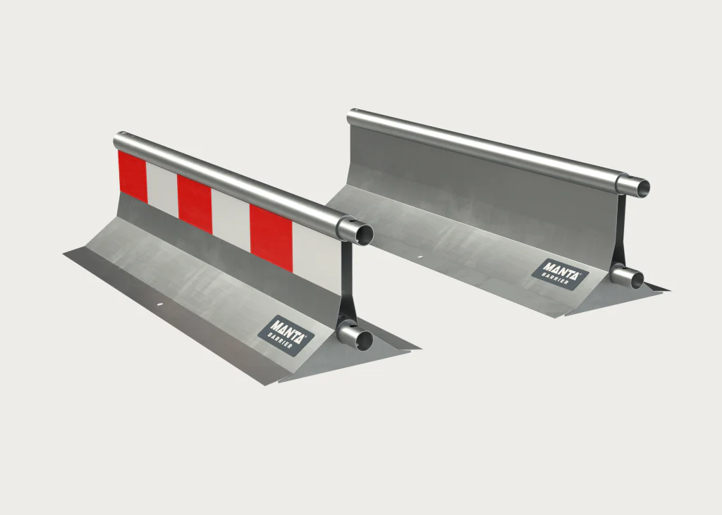 Manta high-visibility and unpainted barriers
